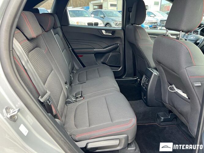 Ford Kuga 52 interauto-car