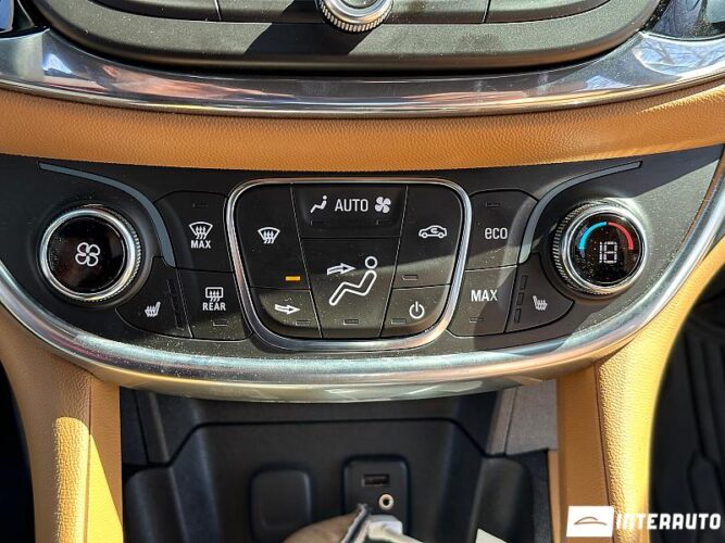 Chevrolet Volt 47 interauto-car