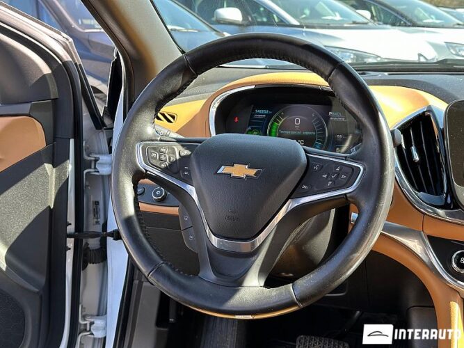 Chevrolet Volt 43 interauto-car