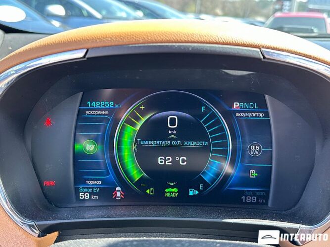 Chevrolet Volt 44 interauto-car