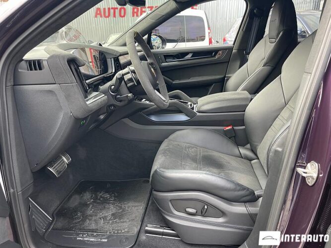 Porsche Cayenne Turbo GT Coupe 45 interauto-car