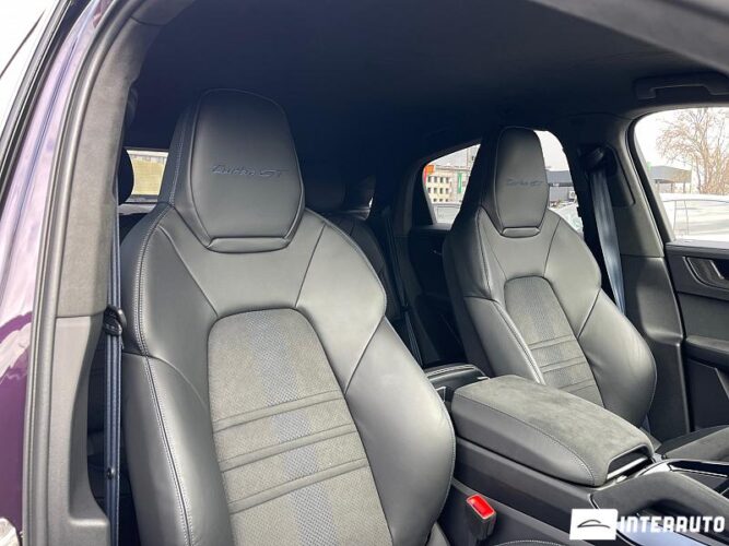 Porsche Cayenne Turbo GT Coupe 48 interauto-car