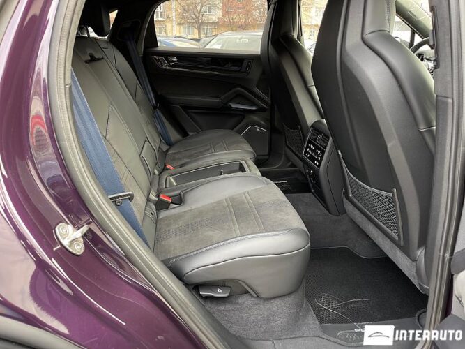 Porsche Cayenne Turbo GT Coupe 58 interauto-car