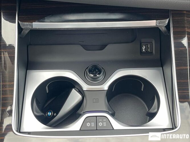 BMW X7 4.0d 56 interauto-car