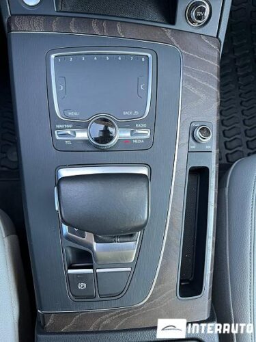 Audi Q5 46 interauto-car