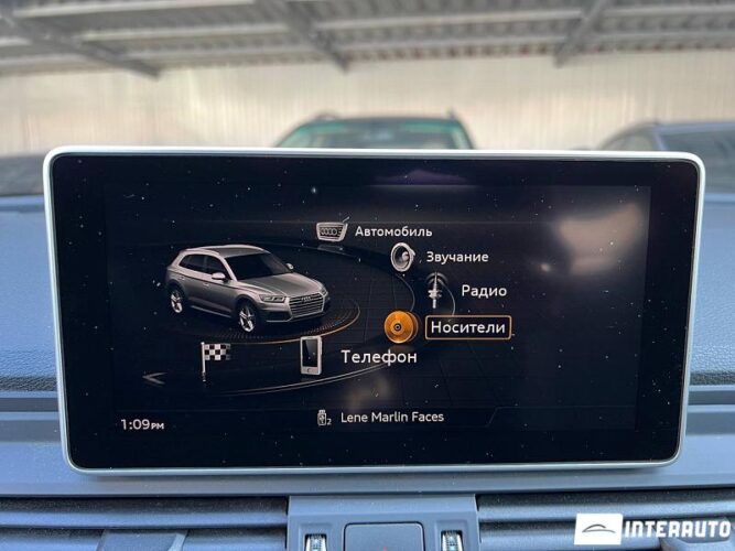 Audi Q5 42 interauto-car