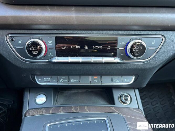 Audi Q5 45 interauto-car