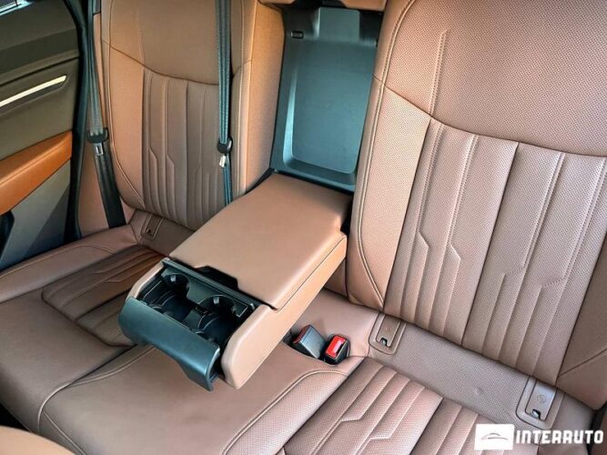 Audi E-tron Sportback 52 interauto-car