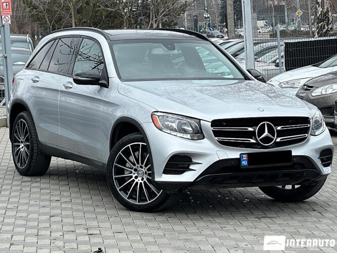 Mercedes GLC 300 33 interauto-car