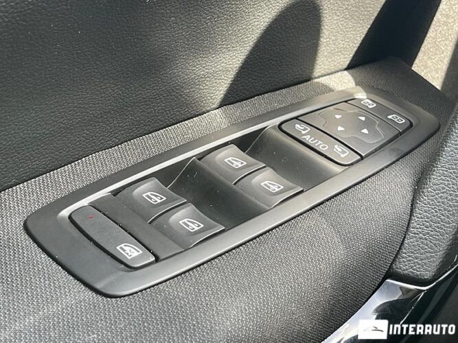 Renault Kadjar 44 interauto-car