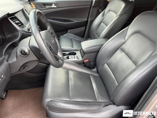 Hyundai Tucson 41 interauto-car