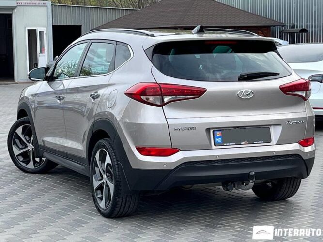 Hyundai Tucson 38 interauto-car