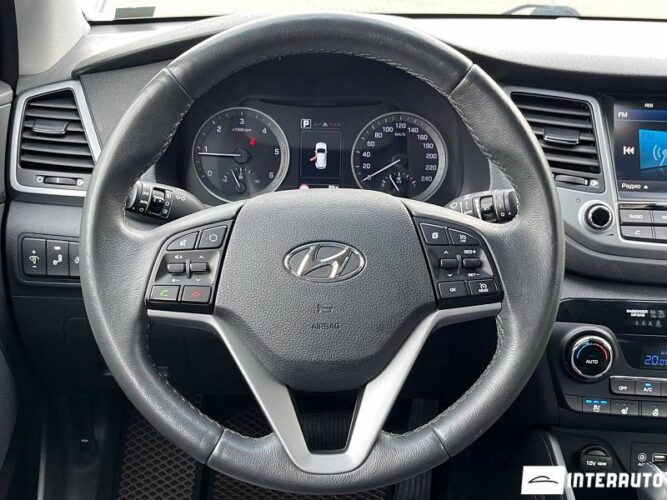 Hyundai Tucson 43 interauto-car