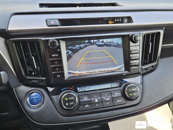 Toyota Rav-4 41 interauto-car