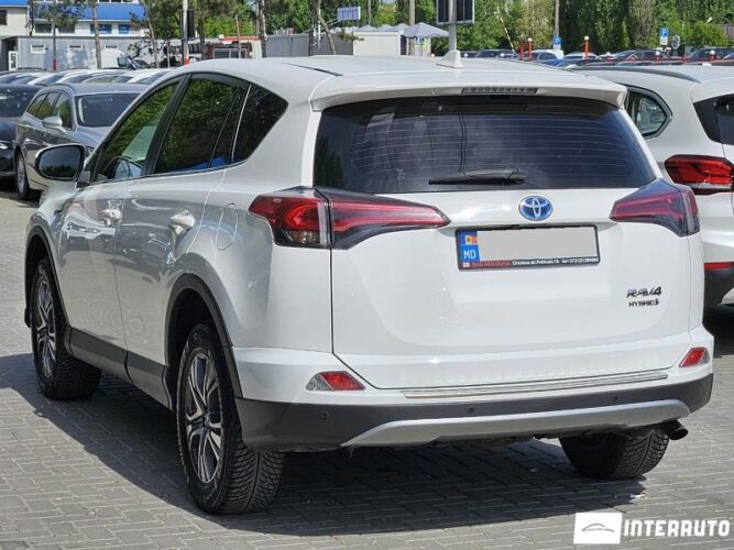Toyota Rav-4 33 interauto-car
