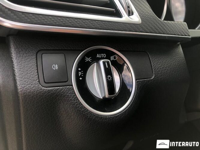 Mercedes E 200 32 interauto-car