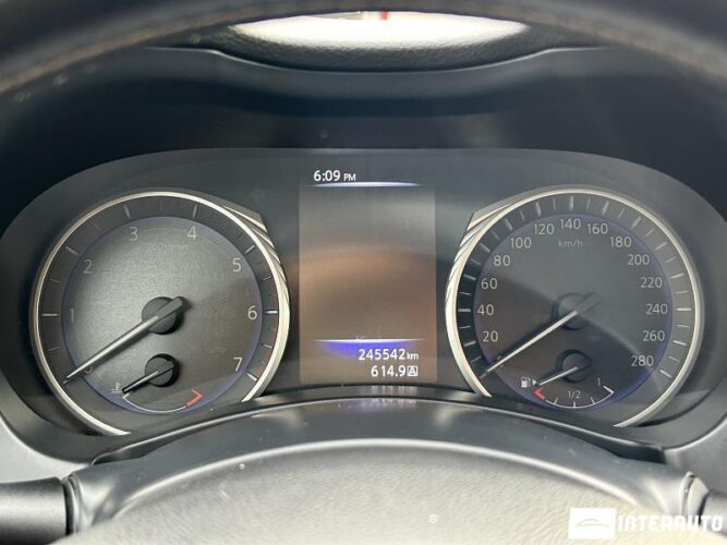 Infiniti Q50 39 interauto-car