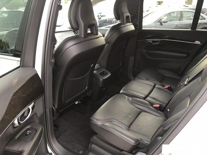 Volvo XC 90 43 interauto-car