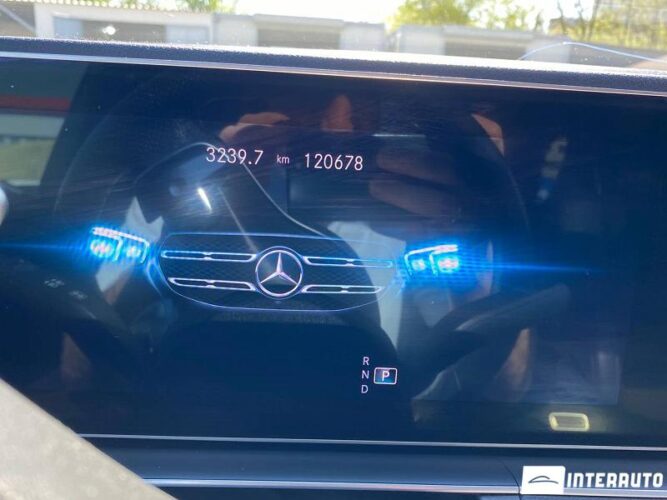 Mercedes GLE 300d 35 interauto-car