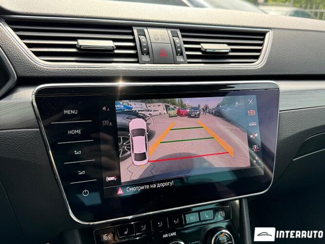 Skoda Superb 38 interauto-car