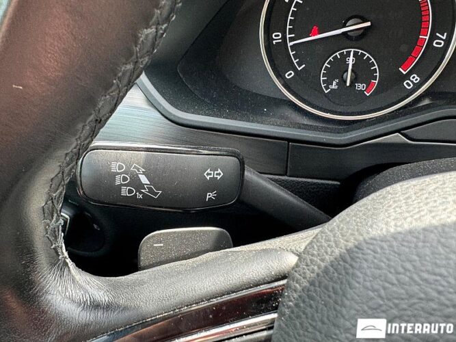 Skoda Superb 42 interauto-car