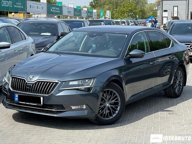 Skoda Superb 32 interauto-car
