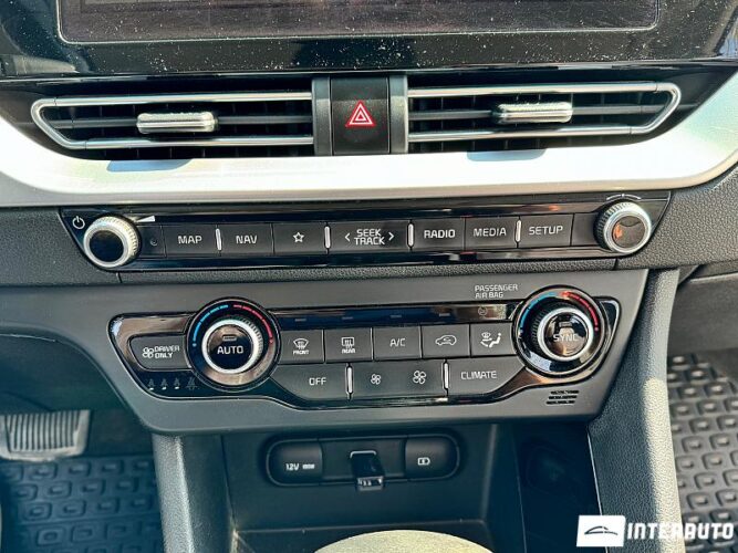 Kia Niro 44 interauto-car