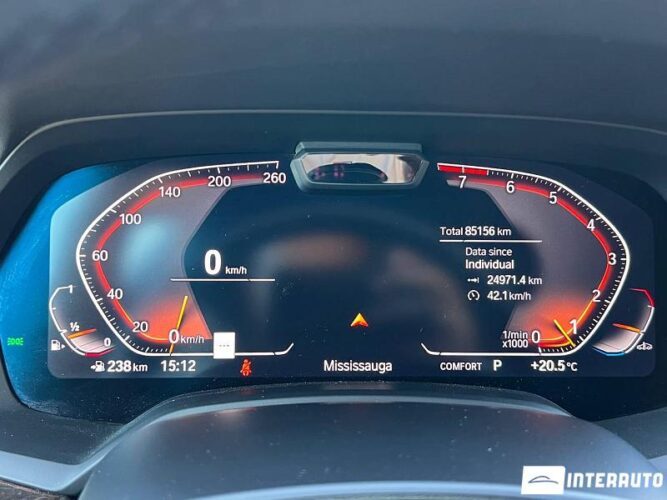 BMW X5 4.0i 45 interauto-car