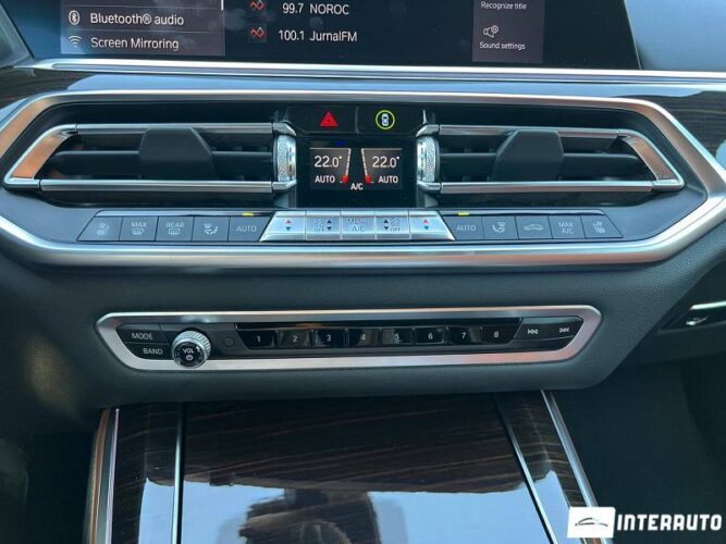 BMW X5 4.0i 52 interauto-car
