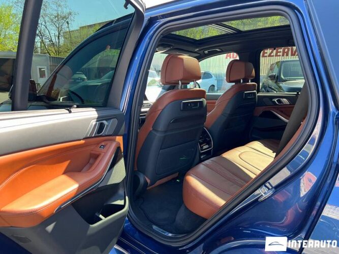 BMW X5 4.0i 60 interauto-car