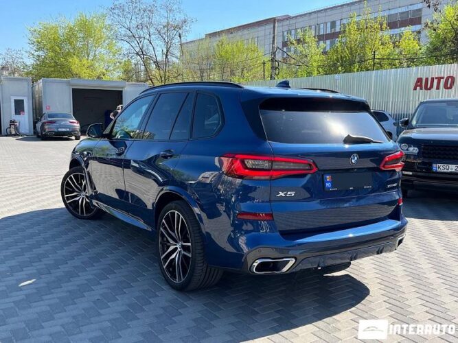 BMW X5 4.0i 37 interauto-car