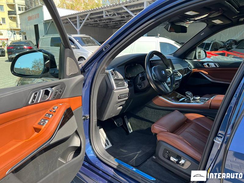 BMW X5 4.0i 16 automobil-interauto
