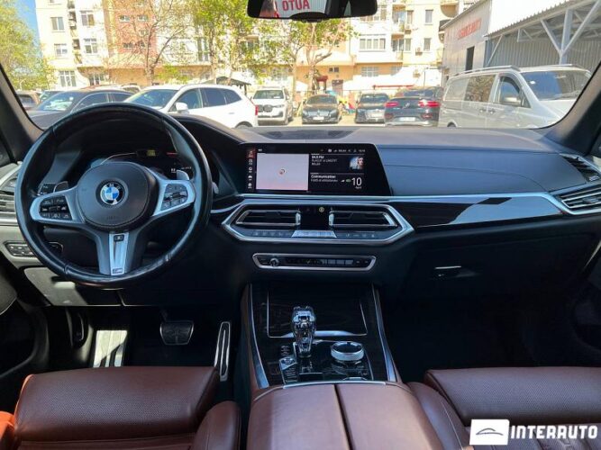 BMW X5 4.0i 43 interauto-car