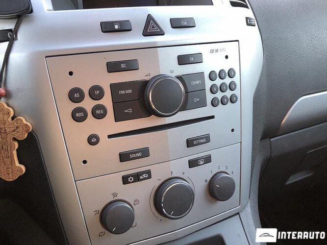 Opel Zafira 32 interauto-car