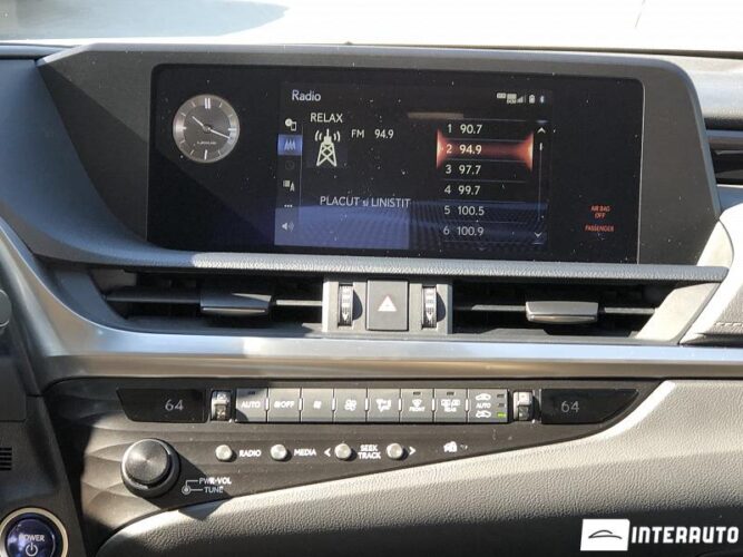 Lexus ES 300h 47 interauto-car