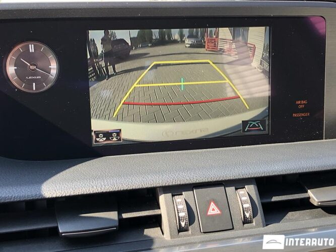 Lexus ES 300h 46 interauto-car