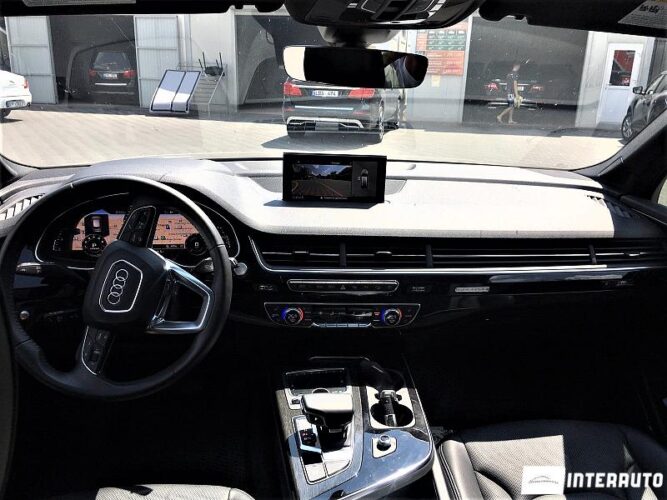 Audi Q7 36 interauto-car