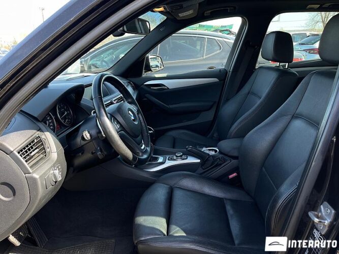 BMW X1 2.0i 37 interauto-car