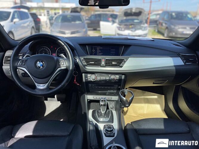 BMW X1 2.0i 42 interauto-car