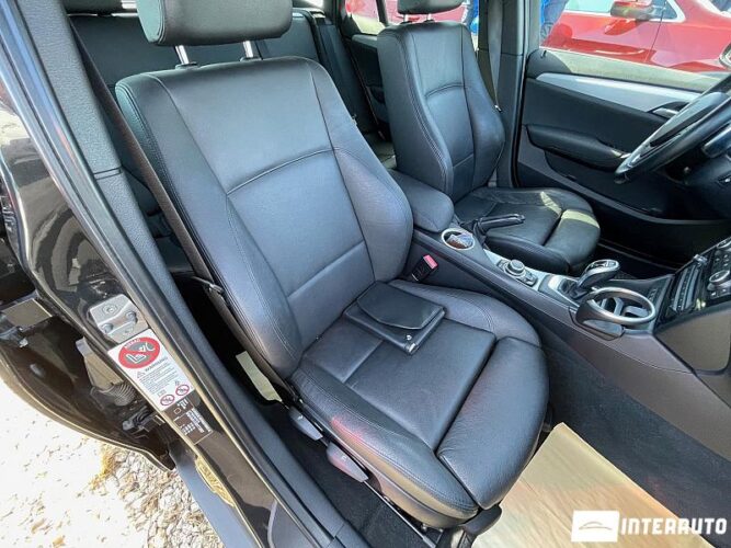 BMW X1 2.0i 50 interauto-car