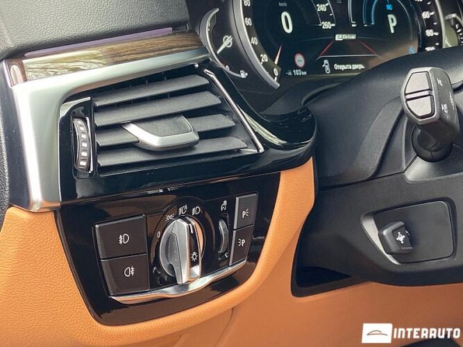 BMW 530e 46 interauto-car