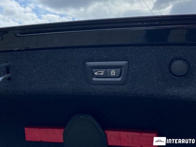 BMW 530e 39 interauto-car