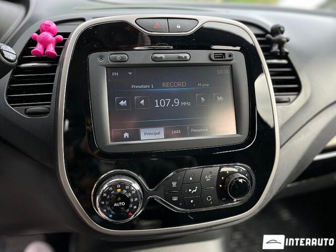 Renault Captur 40 interauto-car