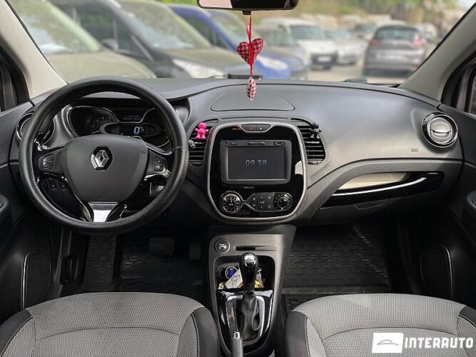 Renault Captur 37 interauto-car