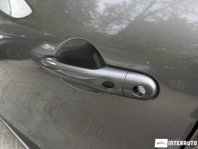 Renault Captur 33 interauto-car