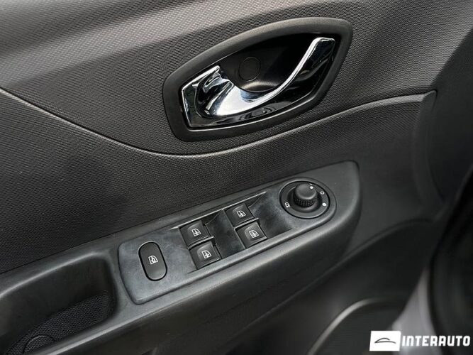 Renault Captur 35 interauto-car