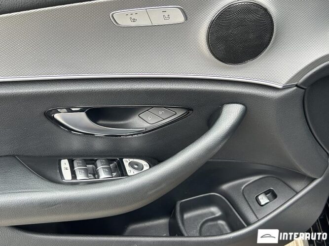 Mercedes E 220 35 interauto-car