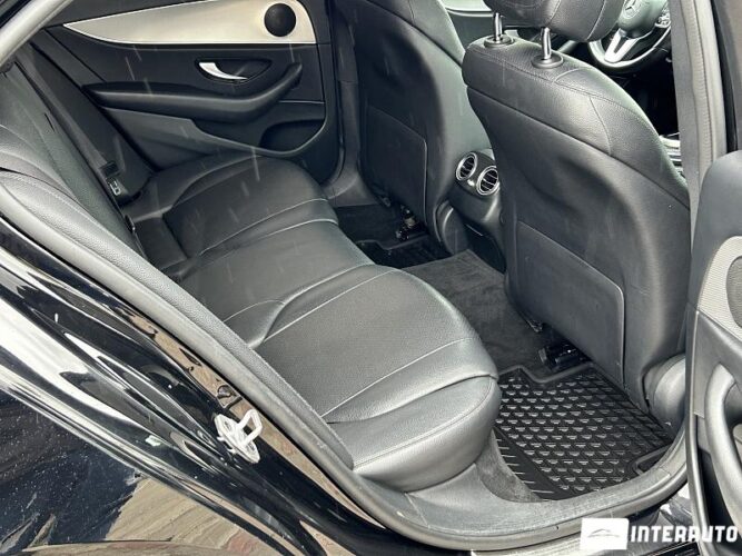 Mercedes E 220 45 interauto-car