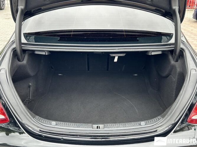 Mercedes E 220 47 interauto-car