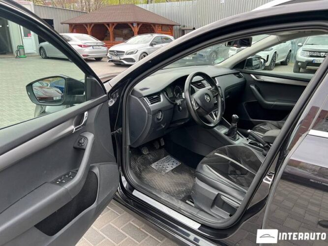 Skoda Octavia 30 interauto-car